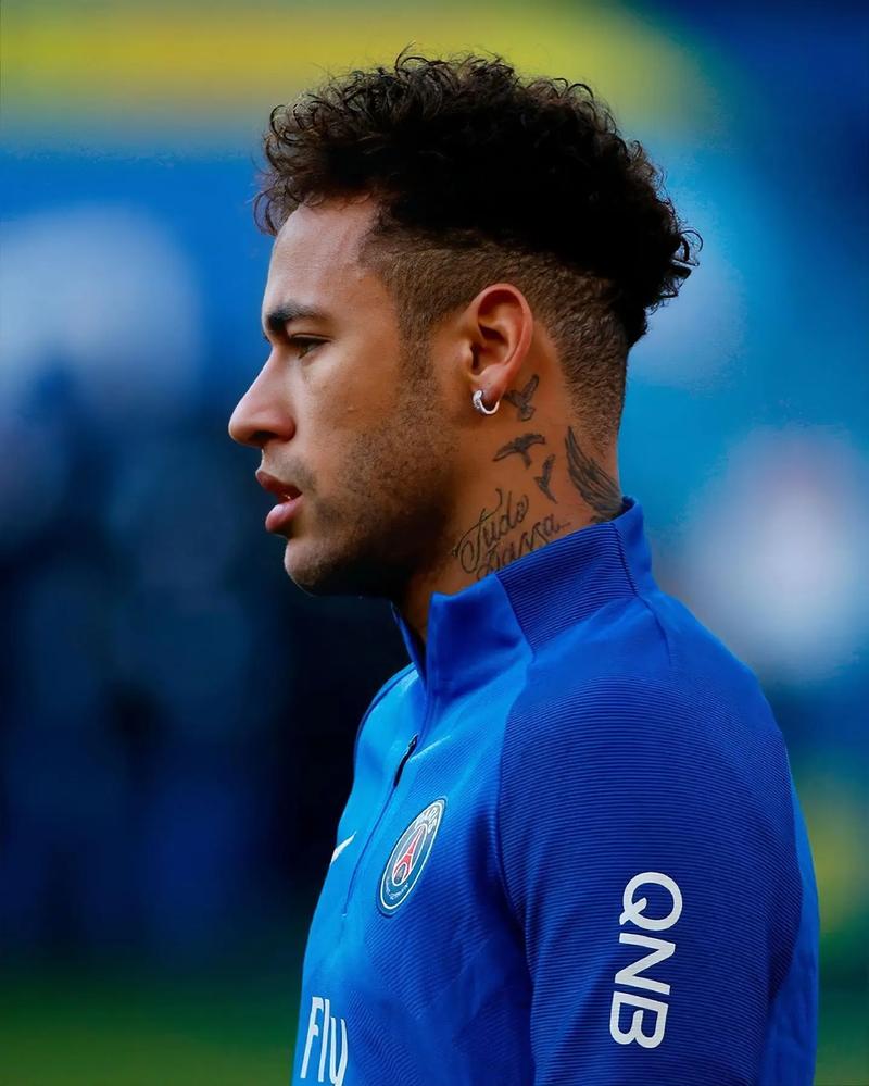 凯恩：点球判罚非常严厉，这样的胜利会给我们带来额外的信心