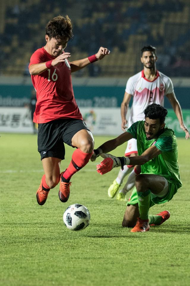 西甲第19轮巴萨主场3-1逆转马竞 奥尔莫进球（西甲第19轮：巴萨主场3-1翻盘马竞，奥尔莫建功）