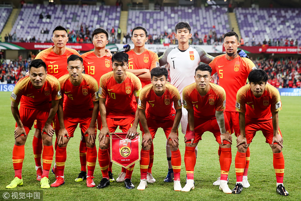 篮球湖人替补球员获得更多出场时间