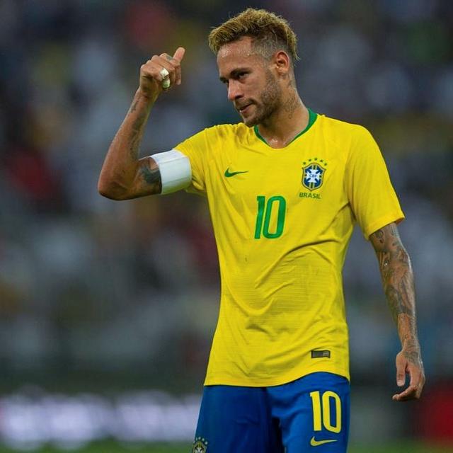 剑南春丨拜仁让二追六6-2逆转弗赖堡，奥利塞2射3传，卡尔传射