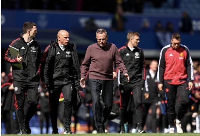 足球世界杯预选赛爆大冷，排名前五的强队遭淘汰