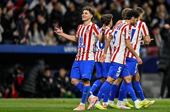 再见会是何时？上一次亚泰降级，球队用时两年重回中超