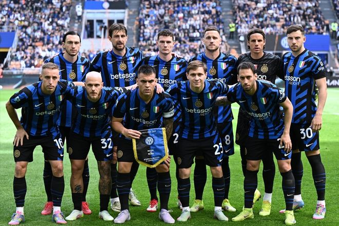 疯狂进球大战！西甲领头羊征服客场，豪取6连胜，领先皇马4分（进球如雨！西甲榜首客场凯旋，豪夺六连胜，甩开皇马4分）