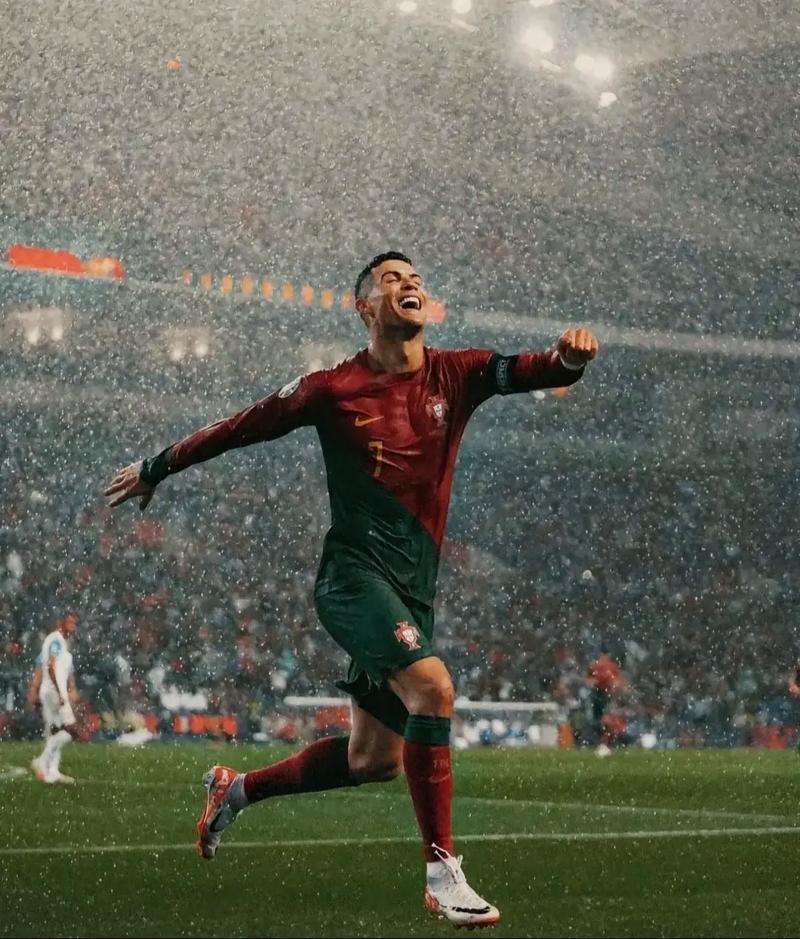 穆里尼奥：满意球员表现，无惧八强战可能对阵波尔图（穆里尼奥满意球员表现：不惧八强或遭遇波尔图）